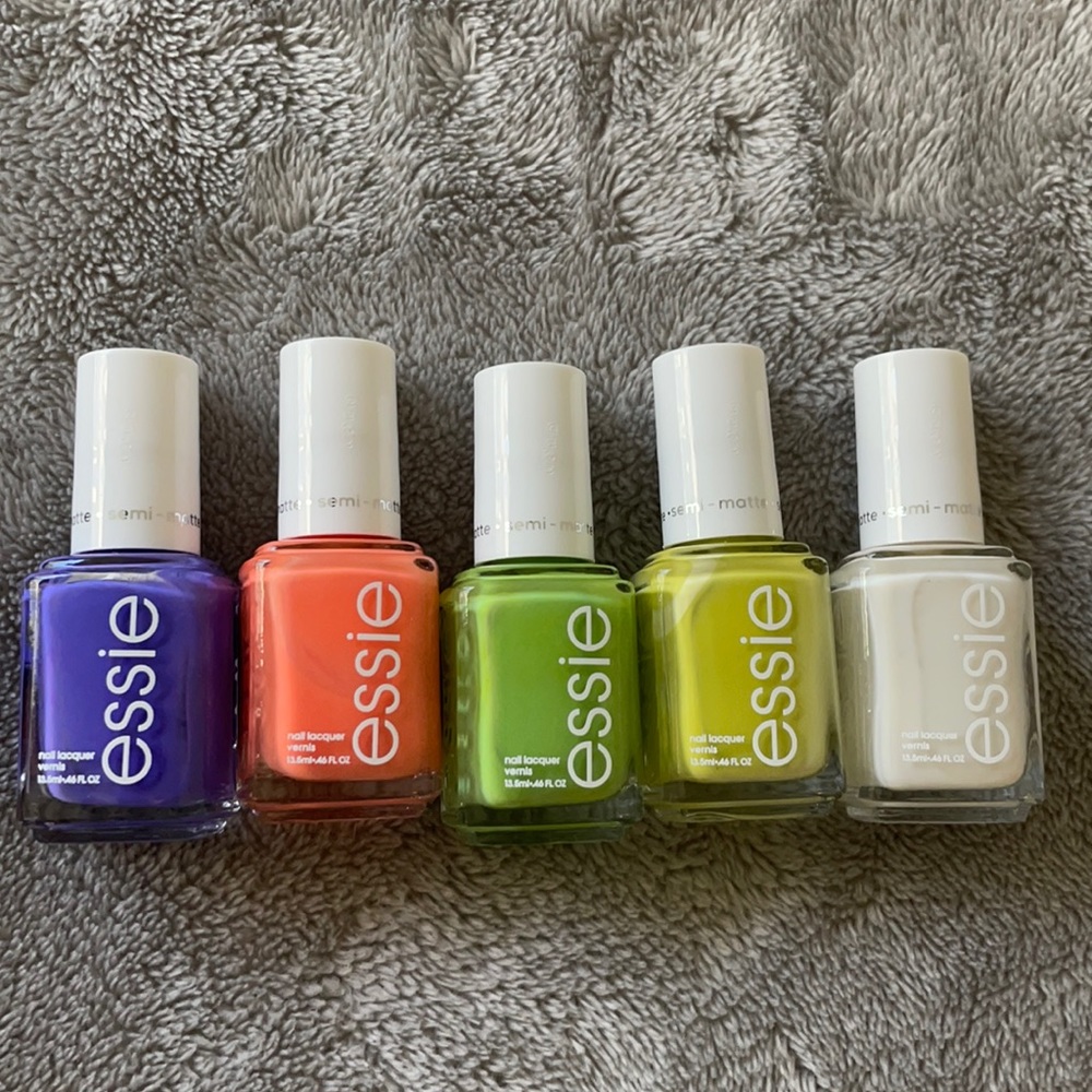 Essie Nail Polish / Lacquer Bundle